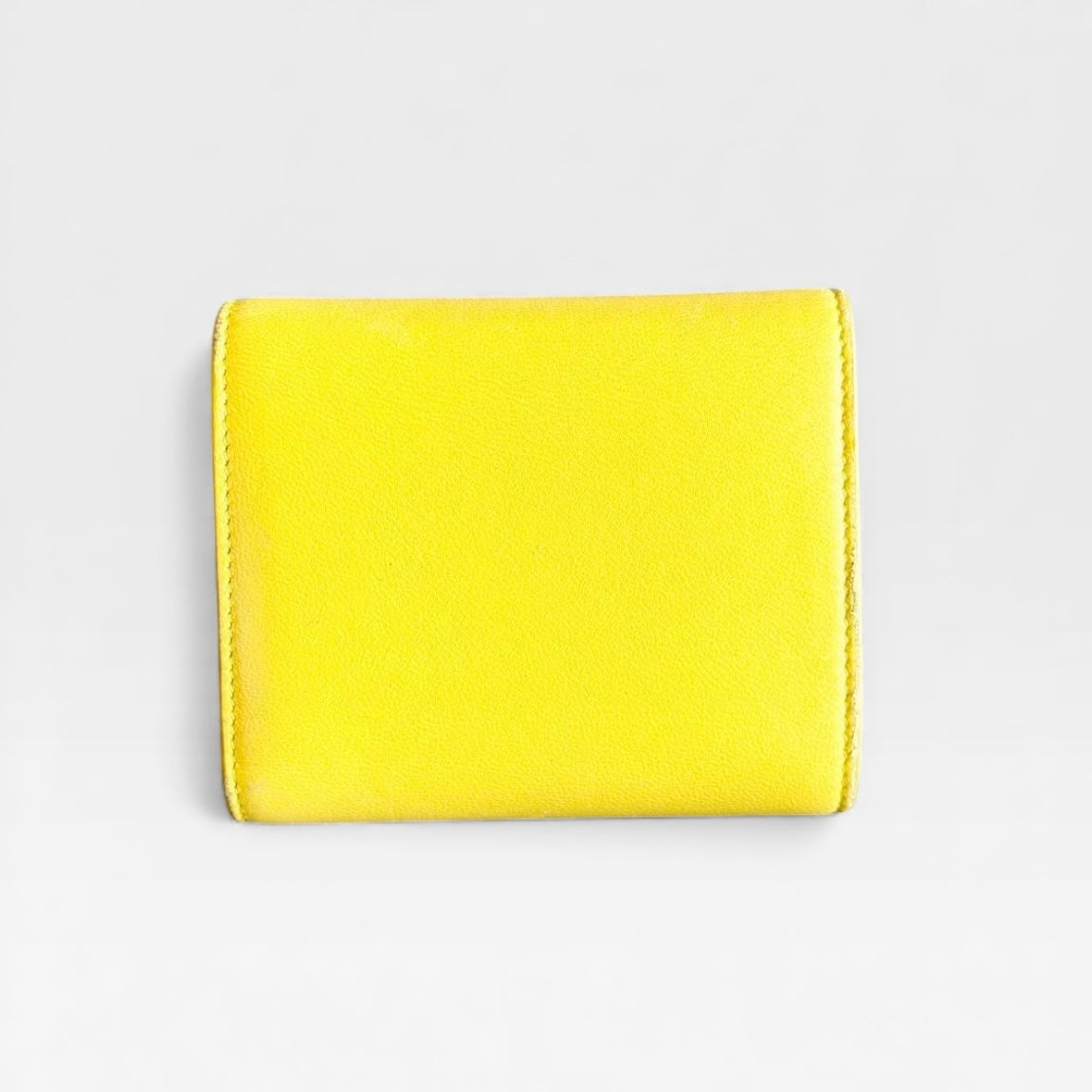 CELINE セリーヌ トリオンフ スモール フラップウォレット / シャイニーカーフスキン イエロー