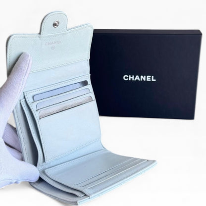 CHANEL シャネル　キャビアスキン　マトラッセ　三つ折り財布　ミントグリーン