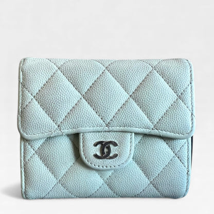 CHANEL シャネル　キャビアスキン　マトラッセ　三つ折り財布　ミントグリーン